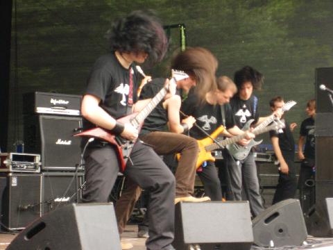 qom5