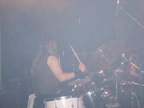 qom186
